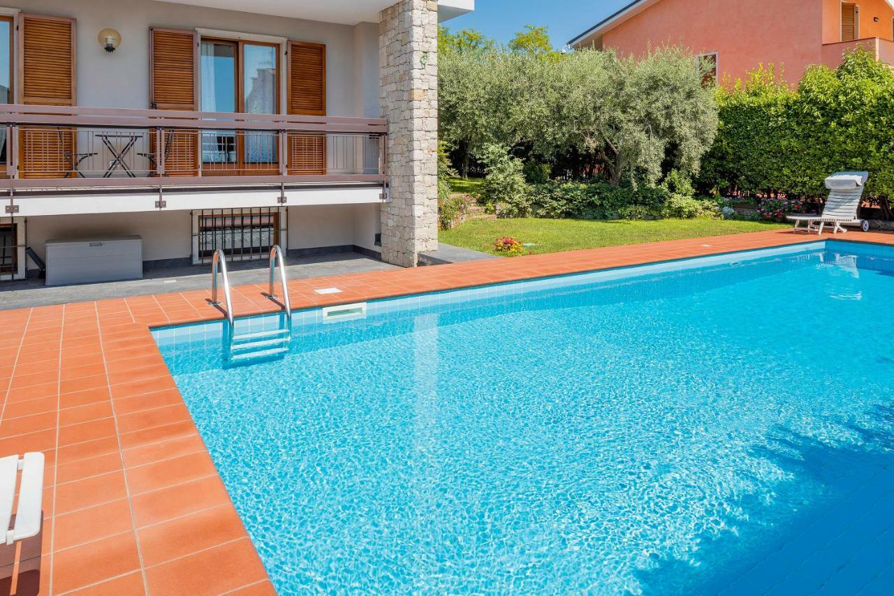 Ferienwohnung Casa Claire Bardolino Exterior foto