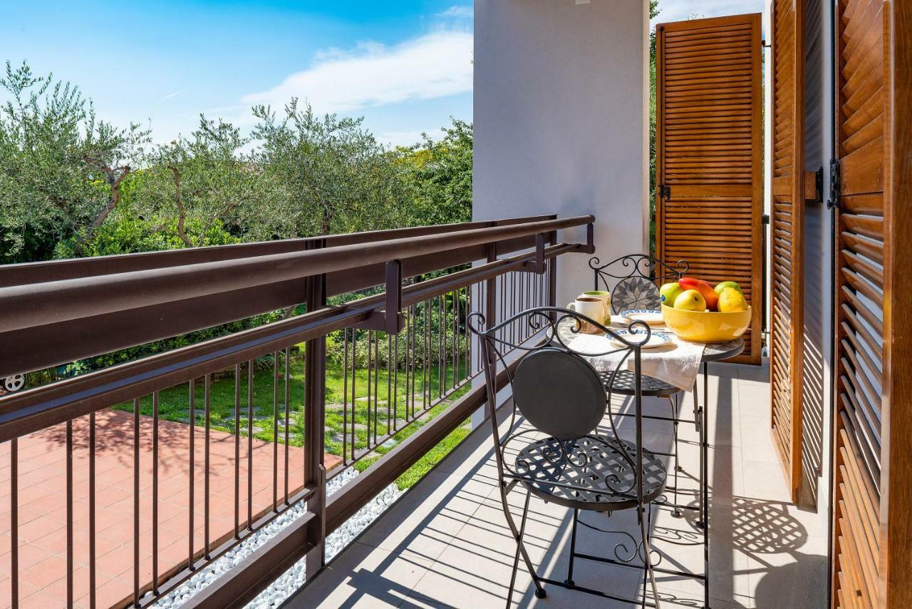 Ferienwohnung Casa Claire Bardolino Exterior foto